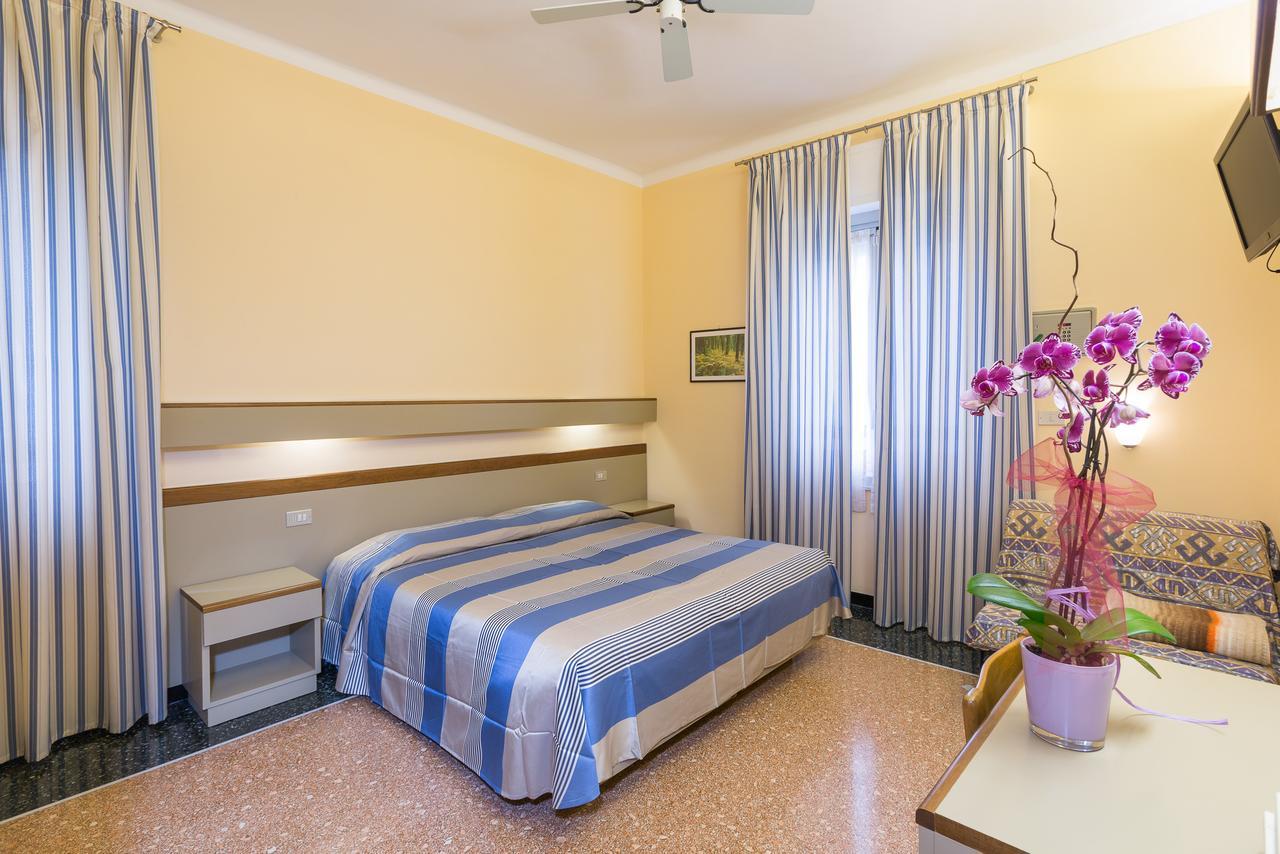 Hotel Villa Delibera Varazze Zewnętrze zdjęcie